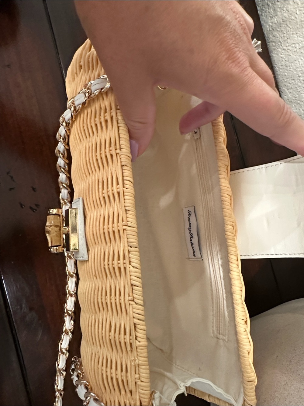 Tommy Bahama Cream Trim Natural Wicker Crossbody with Gold Chain - Picture 9 of 10